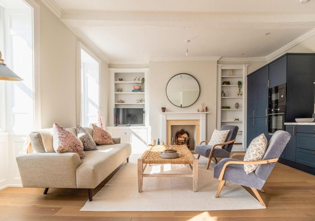 Hitchmans Mews - Stunning 2Bd In Chipping Norton! Apartment Exterior photo