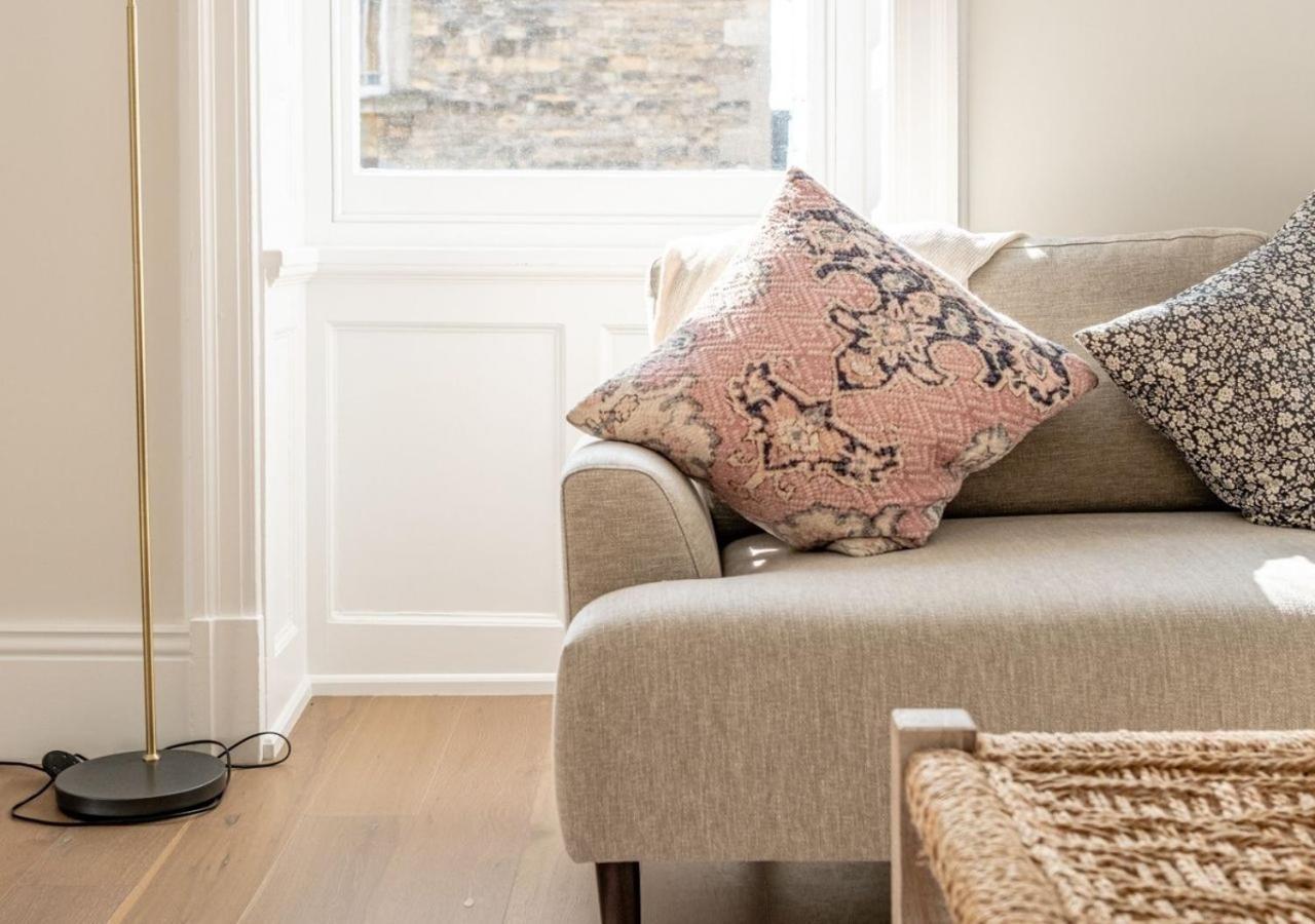 Hitchmans Mews - Stunning 2Bd In Chipping Norton! Apartment Exterior photo
