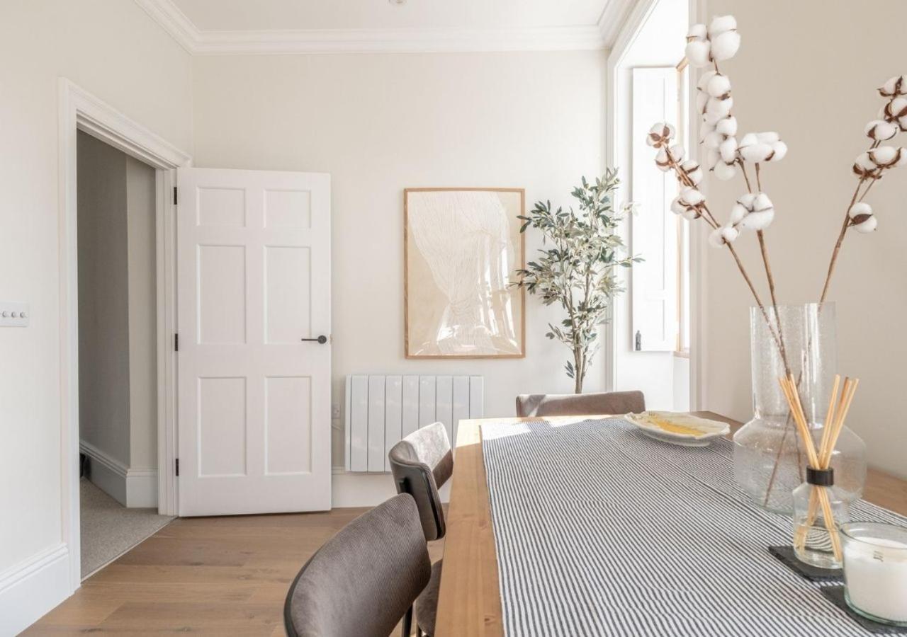 Hitchmans Mews - Stunning 2Bd In Chipping Norton! Apartment Exterior photo