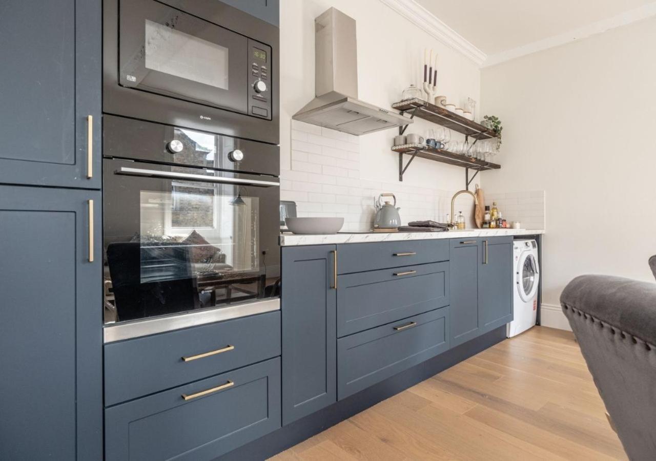 Hitchmans Mews - Stunning 2Bd In Chipping Norton! Apartment Exterior photo